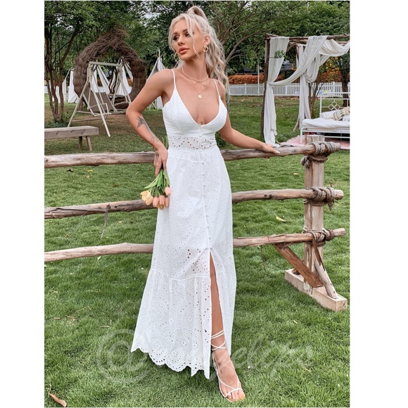 Boho V-Neck Long White Fit & Flared Cami Dress - Picture 4 of 15